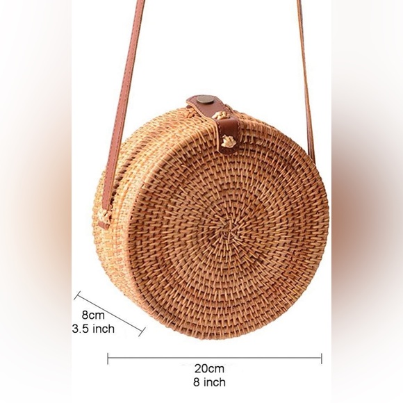 Handbags - NWOT round wicker bag